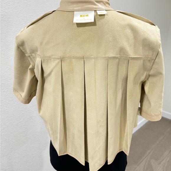 Anthropologie Maeve Pleated Vegan Leather Short Sleeve Shirt - Picture 3 of 4